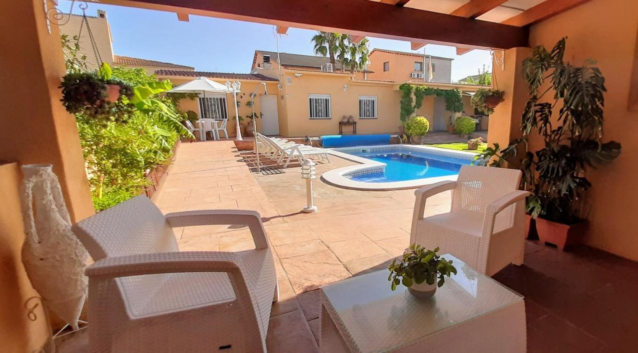 Vacacional Con Piscina Privada Y Barbacoa Hébergement de vacances