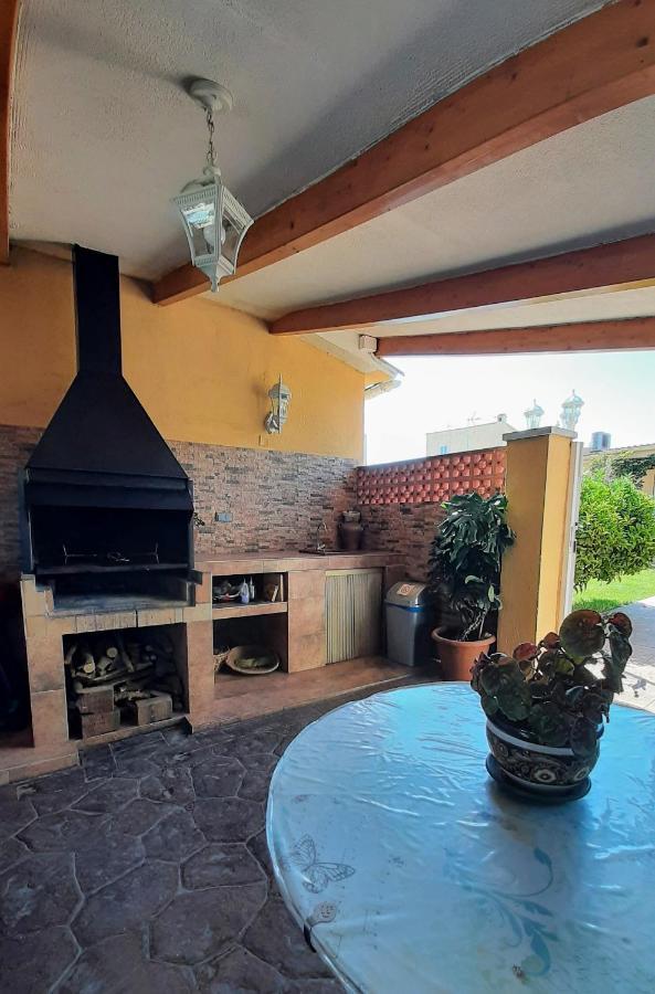 Vacacional Con Piscina Privada Y Barbacoa Hébergement de vacances Tarragone