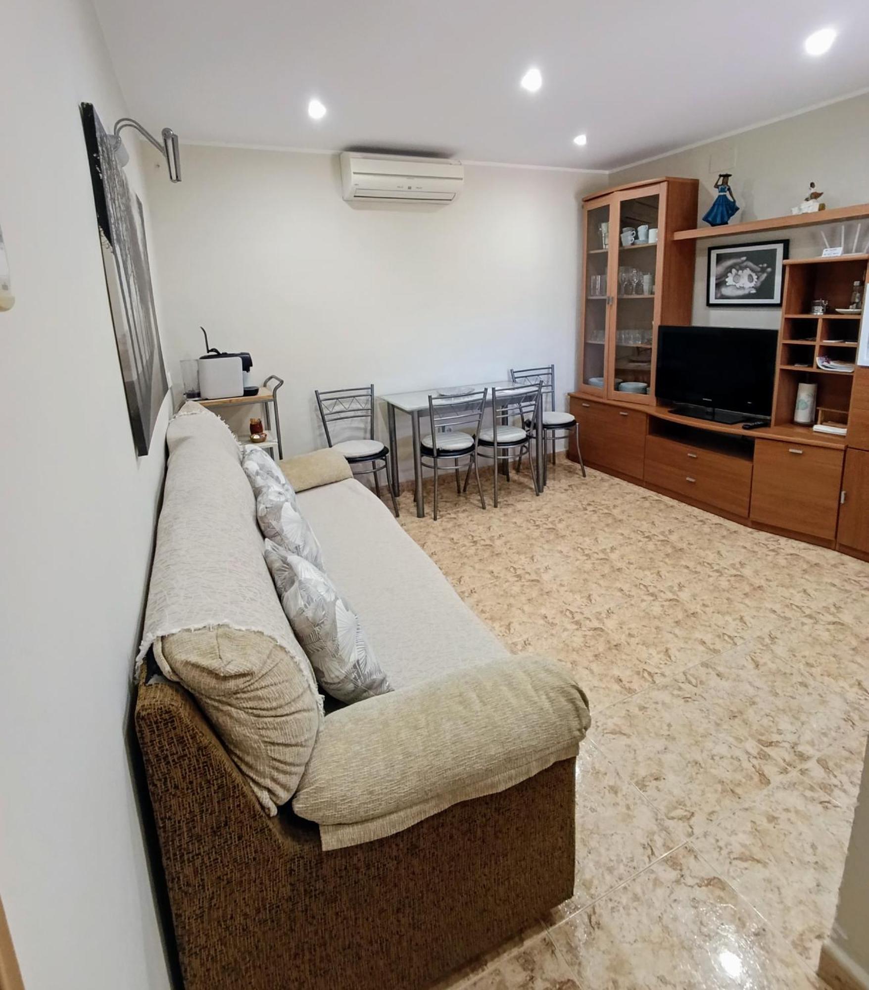 Vacacional Con Piscina Privada Y Barbacoa
