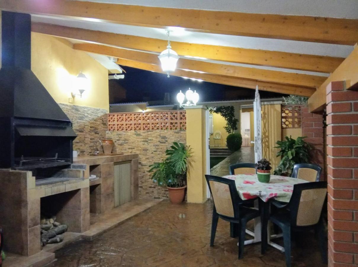 Vacacional Con Piscina Privada Y Barbacoa *